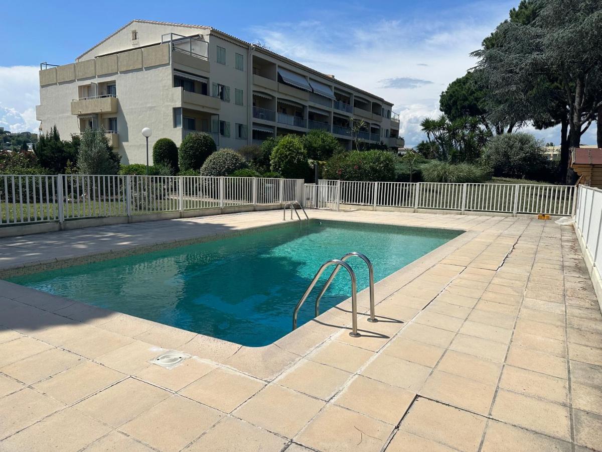 Studio Calme Dernier Etage Αντίμπ Εξωτερικό φωτογραφία